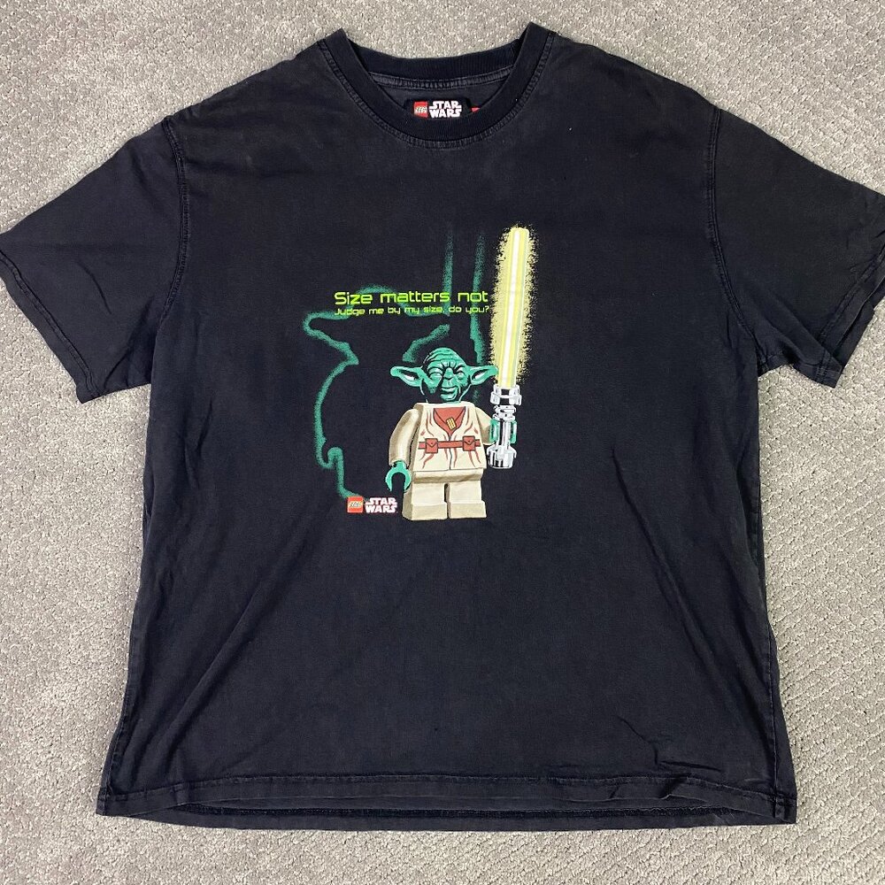 Lego Star Wars T Shirt Men's 2XL Fits XL Yoda Size Matters Not Glow In The Dark